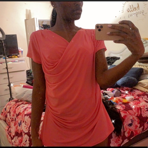 🎀Pink Blouse🎀 - Picture 3 of 4